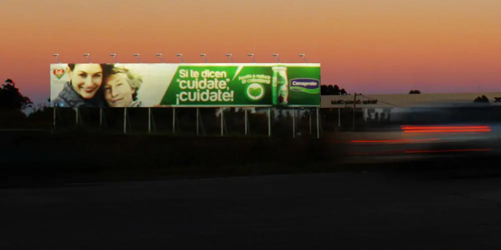 Anuncio en Pasarela de Galletas Arcor, El Sabor que se Comparte